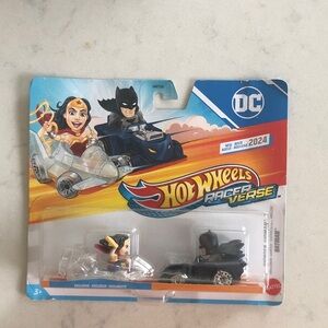 DC Racer Verse Toy Set - Bat Man and Wonder Woman